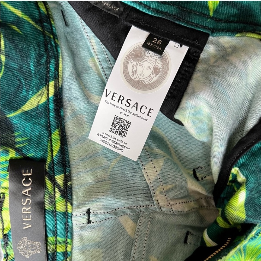 Versace Jungle Print Denim Shorts - Picture 10 of 12